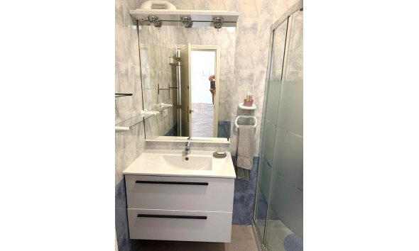 Reventa - Bungalow -
Torrevieja - Torretas