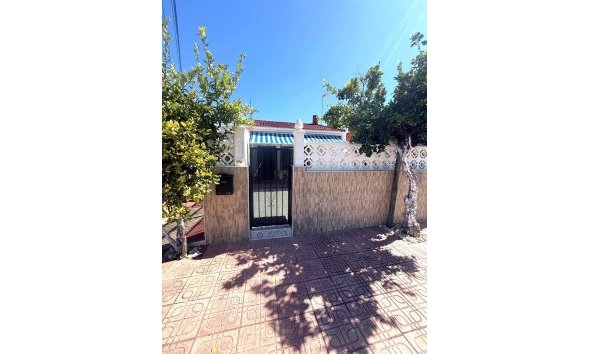 Reventa - Bungalow -
Torrevieja - Torretas