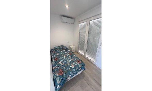 Revente - Bungalow -
Orihuela Costa - La Regia