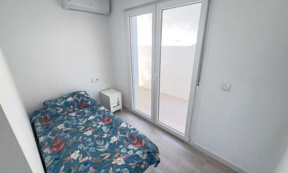 Revente - Bungalow -
Orihuela Costa - La Regia