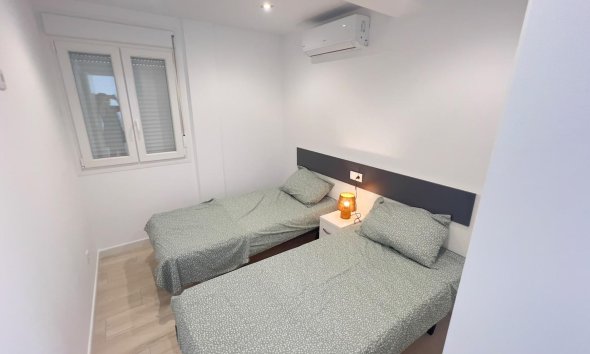 Revente - Bungalow -
Orihuela Costa - La Regia