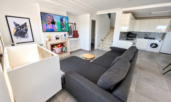 Revente - Villa -
Villamartin - Costa Blanca