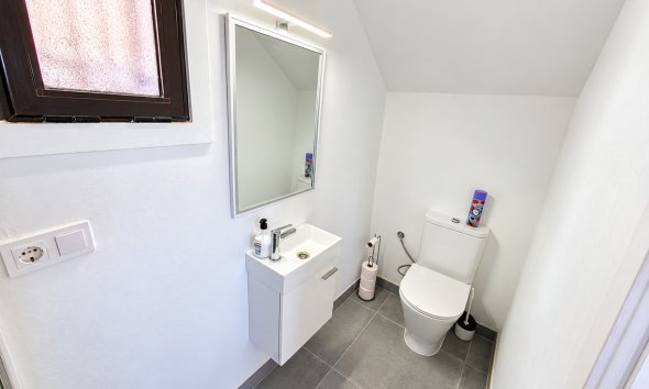 Revente - Villa -
Villamartin - Costa Blanca