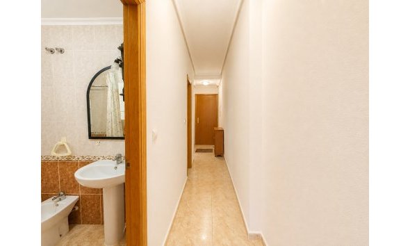 Revente - Apartment -
Torrevieja - Costa Blanca