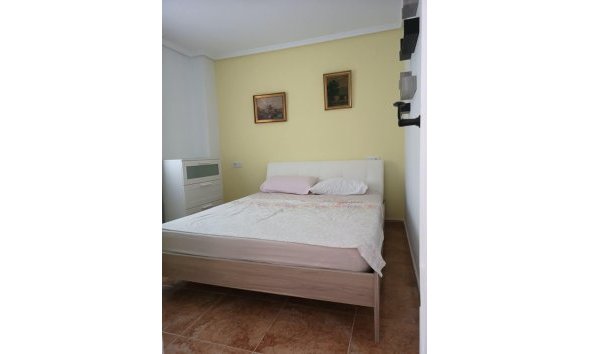Revente - Apartment -
Torrevieja - Parque de las Naciones
