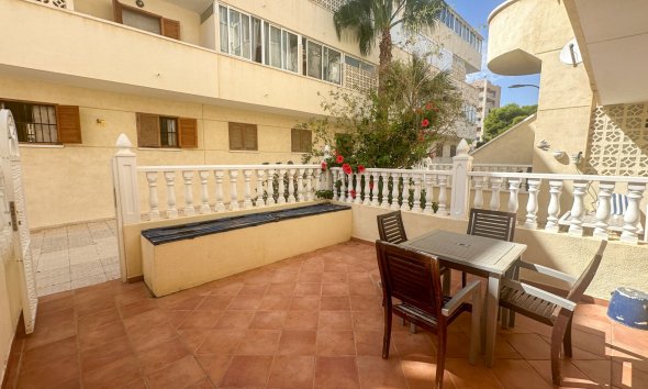 Revente - Apartment -
La Zenia - Costa Blanca