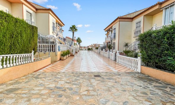 Revente - Apartment -
Orihuela Costa - Costa Blanca
