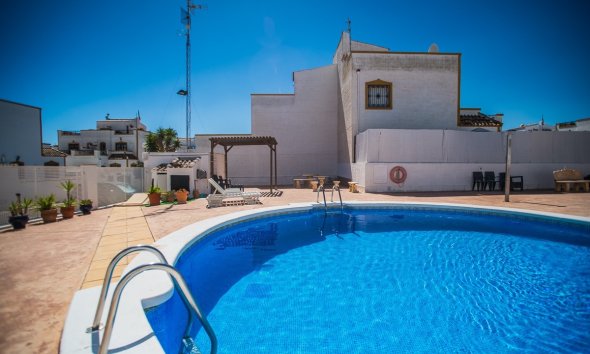 Revente - Villa -
Vistabella Golf Entre Naranjos - Inland