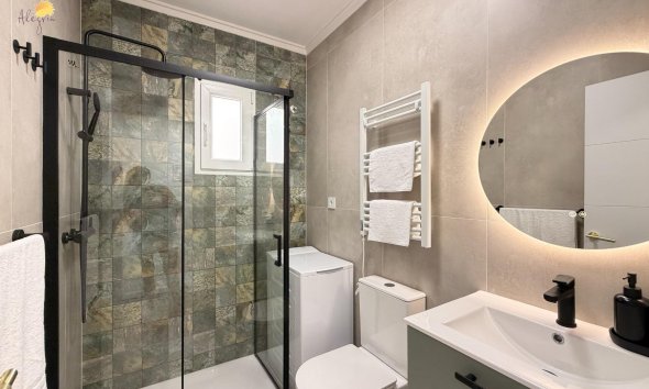 Revente - Apartment -
Torrevieja - Estacion De Autobuses