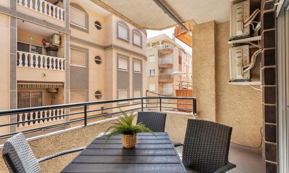Revente - Apartment -
Torrevieja - Playa de los Locos