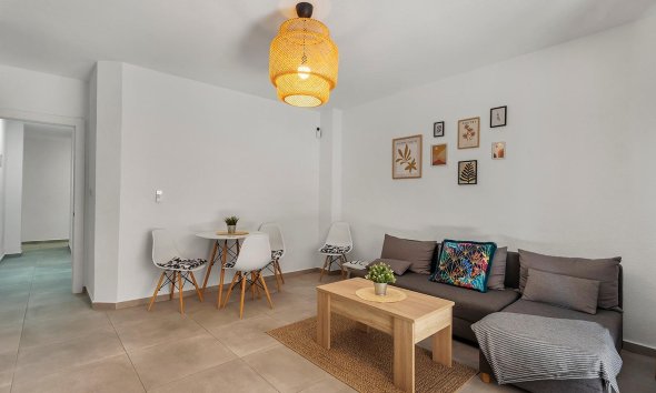 Revente - Apartment -
Torrevieja - Playa de los Locos