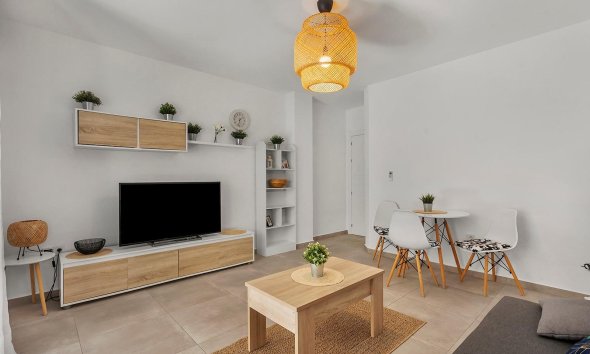 Revente - Apartment -
Torrevieja - Playa de los Locos