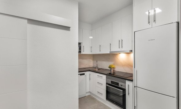 Revente - Apartment -
Torrevieja - Playa de los Locos