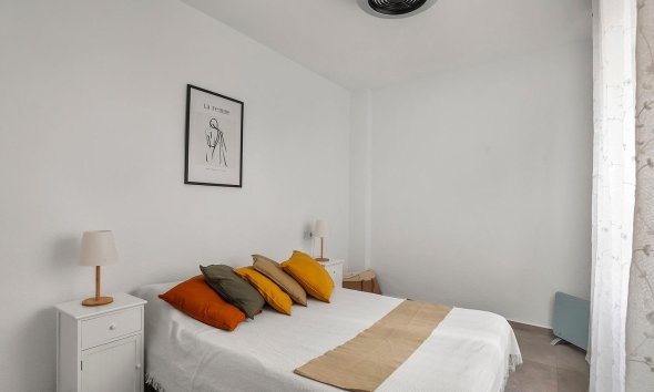 Revente - Apartment -
Torrevieja - Playa de los Locos