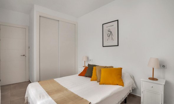 Revente - Apartment -
Torrevieja - Playa de los Locos