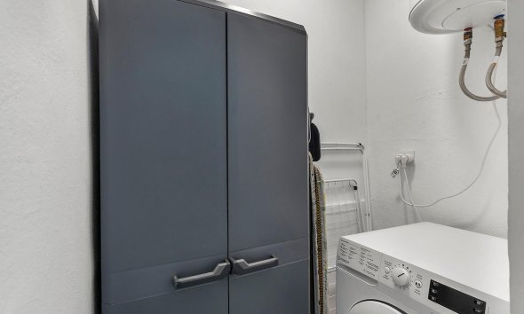 Revente - Apartment -
Torrevieja - Playa de los Locos