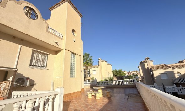 Revente - Semi Detached -
El Galan - Inland
