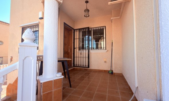 Revente - Semi Detached -
El Galan - Inland