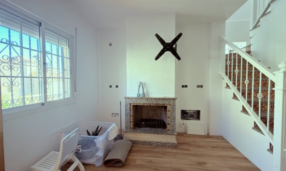 Revente - Semi Detached -
El Galan - Inland