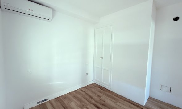Revente - Semi Detached -
El Galan - Inland