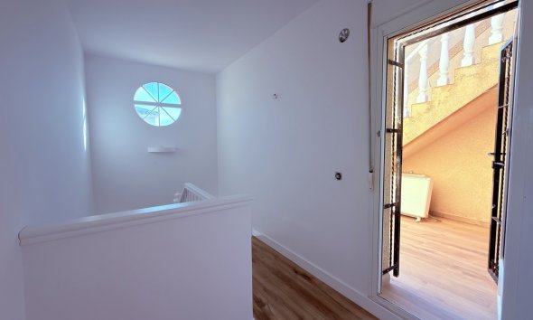 Revente - Semi Detached -
El Galan - Inland