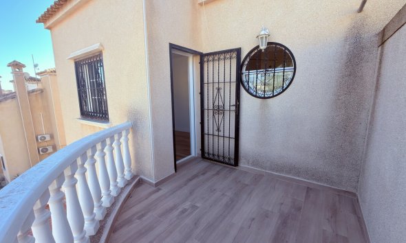 Revente - Semi Detached -
El Galan - Inland