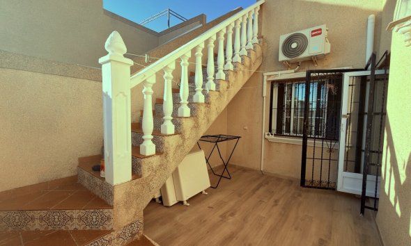 Revente - Semi Detached -
El Galan - Inland