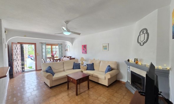 Revente - Town House -
Villamartin - Costa Blanca