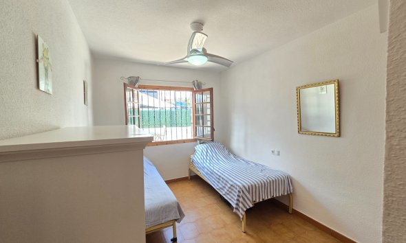 Revente - Town House -
Villamartin - Costa Blanca