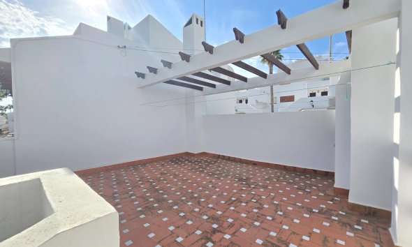 Revente - Town House -
Villamartin - Costa Blanca