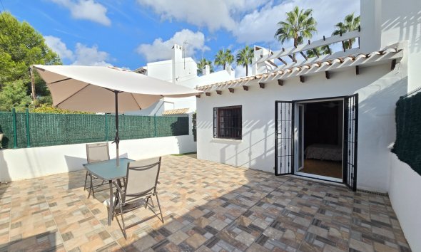 Revente - Town House -
Villamartin - Costa Blanca