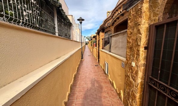 Revente - Town House -
Guardamar del Segura - Costa Blanca