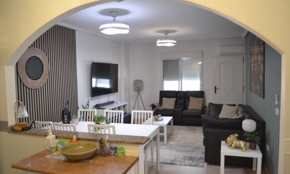 Revente - Apartment -
Orihuela Costa - Las Filipinas