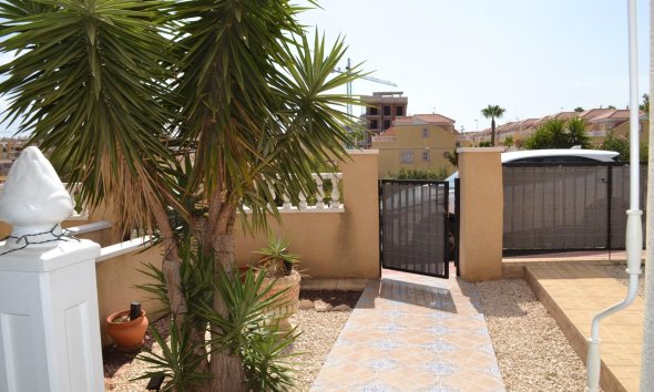 Revente - Apartment -
Orihuela Costa - Las Filipinas