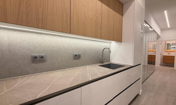 Revente - Apartment -
Torrevieja - Playa del Cura