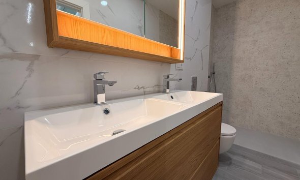 Revente - Apartment -
Torrevieja - Playa del Cura