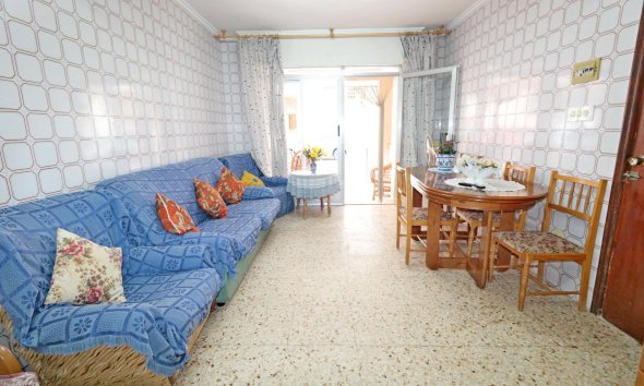 Revente - Apartment -
Torrevieja - La Mata Pueblo