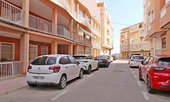 Revente - Apartment -
Torrevieja - La Mata Pueblo