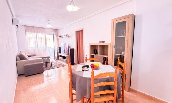 Revente - Apartment -
Torrevieja - Centro - Muelle Pesquero