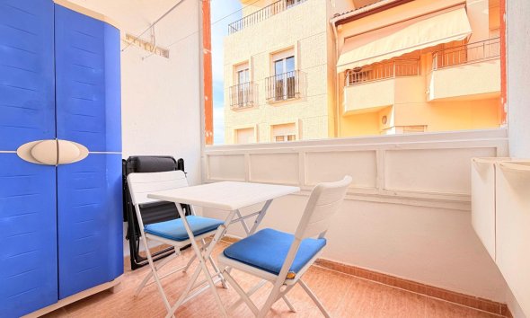 Revente - Apartment -
Torrevieja - Centro - Muelle Pesquero