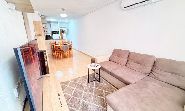 Revente - Apartment -
Torrevieja - Centro - Muelle Pesquero