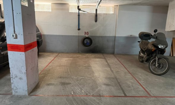 Revente - Apartment -
Torrevieja - Centro - Muelle Pesquero
