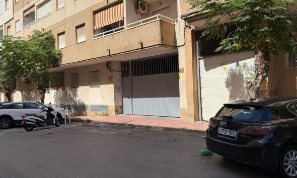 Revente - Apartment -
Torrevieja - Centro - Muelle Pesquero