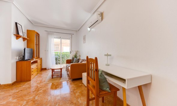 Revente - Apartment -
Torrevieja - Centro
