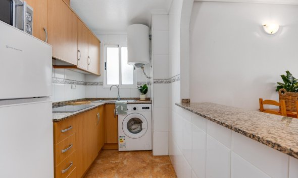 Revente - Apartment -
Torrevieja - Centro