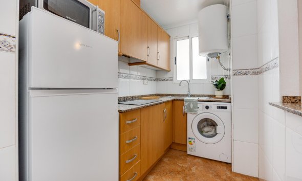 Revente - Apartment -
Torrevieja - Centro