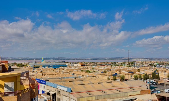 Revente - Apartment -
Torrevieja - Centro