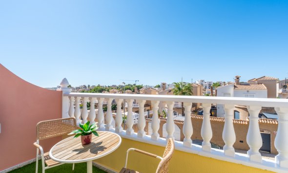Revente - Town House -
Villamartin - Costa Blanca