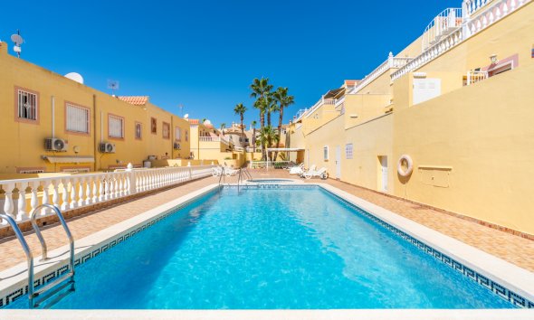 Revente - Town House -
Villamartin - Costa Blanca