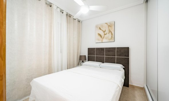 Revente - Duplex -
Torrevieja - Playa De Los Naufragos